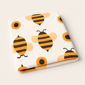 NEW Bee Print Plush Throw Blanket 40x50 – Soft Fleece Cozy Kids Toddler Blanket